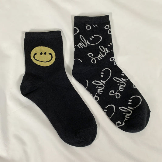 Women's Crew Handwriting Smile Mismatched AB Socks