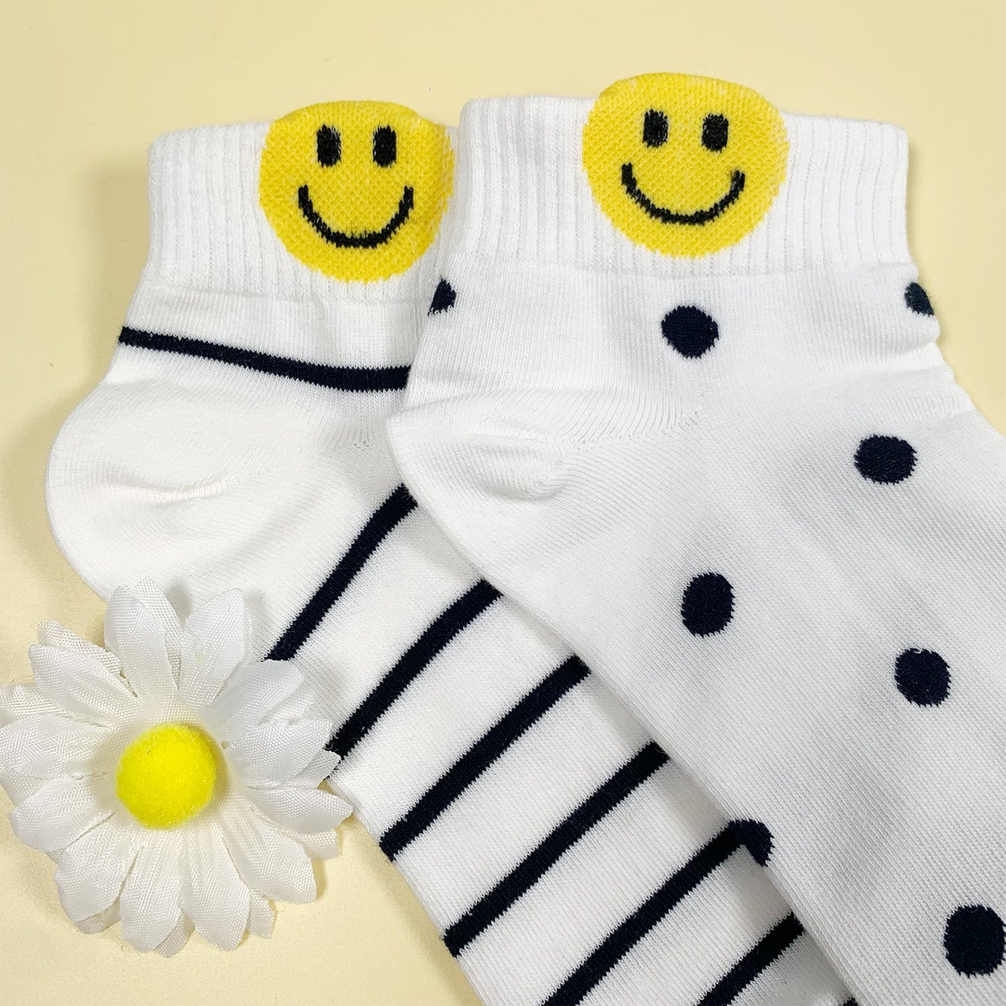 Women's Ankle Happy Smile Socks - 5PK