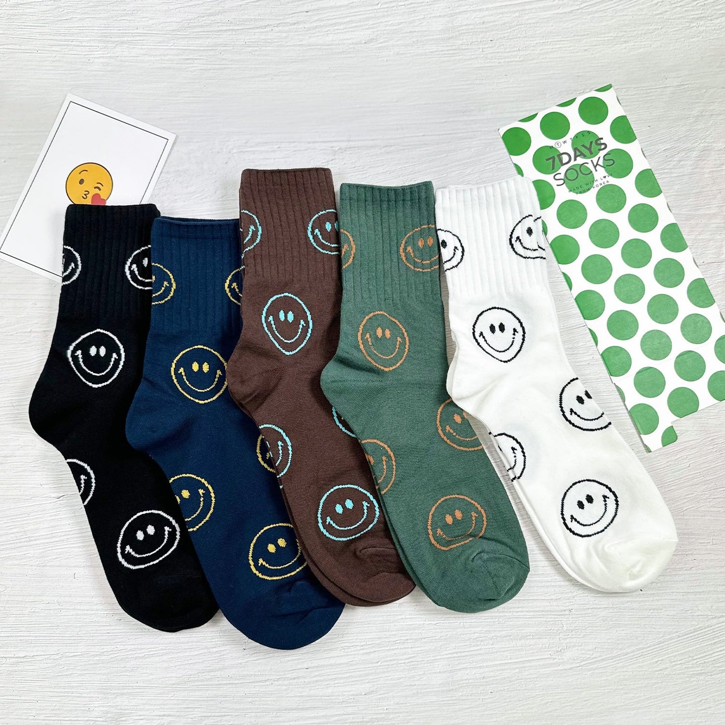 Men's Classic Crew Smile Socks - 5 PK