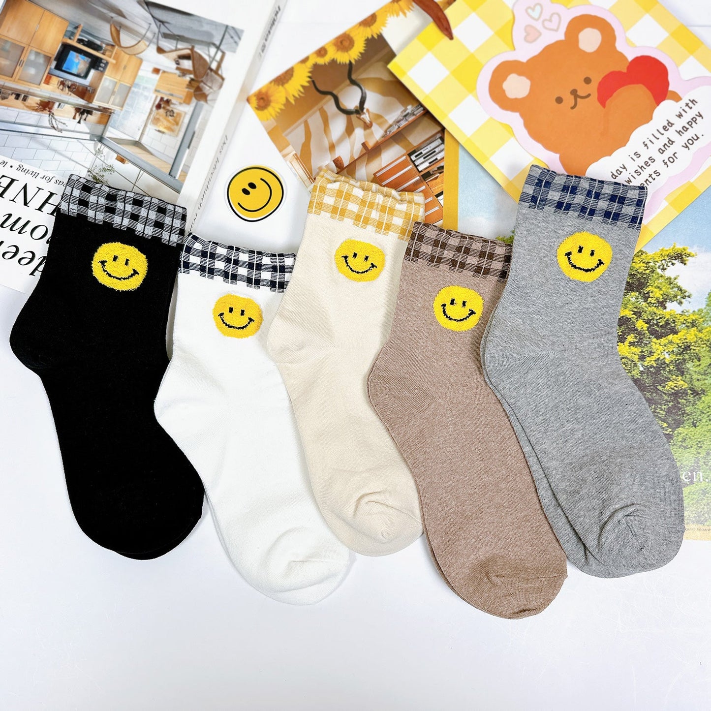 Women's Crew Smile Face Socks - 5 PK