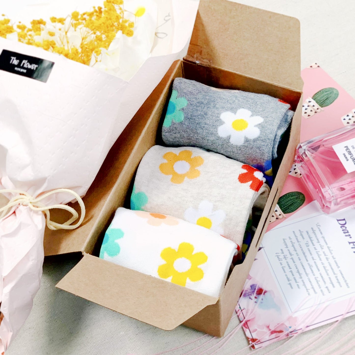 Women's Crew Spring Flowers Socks - 3 PK