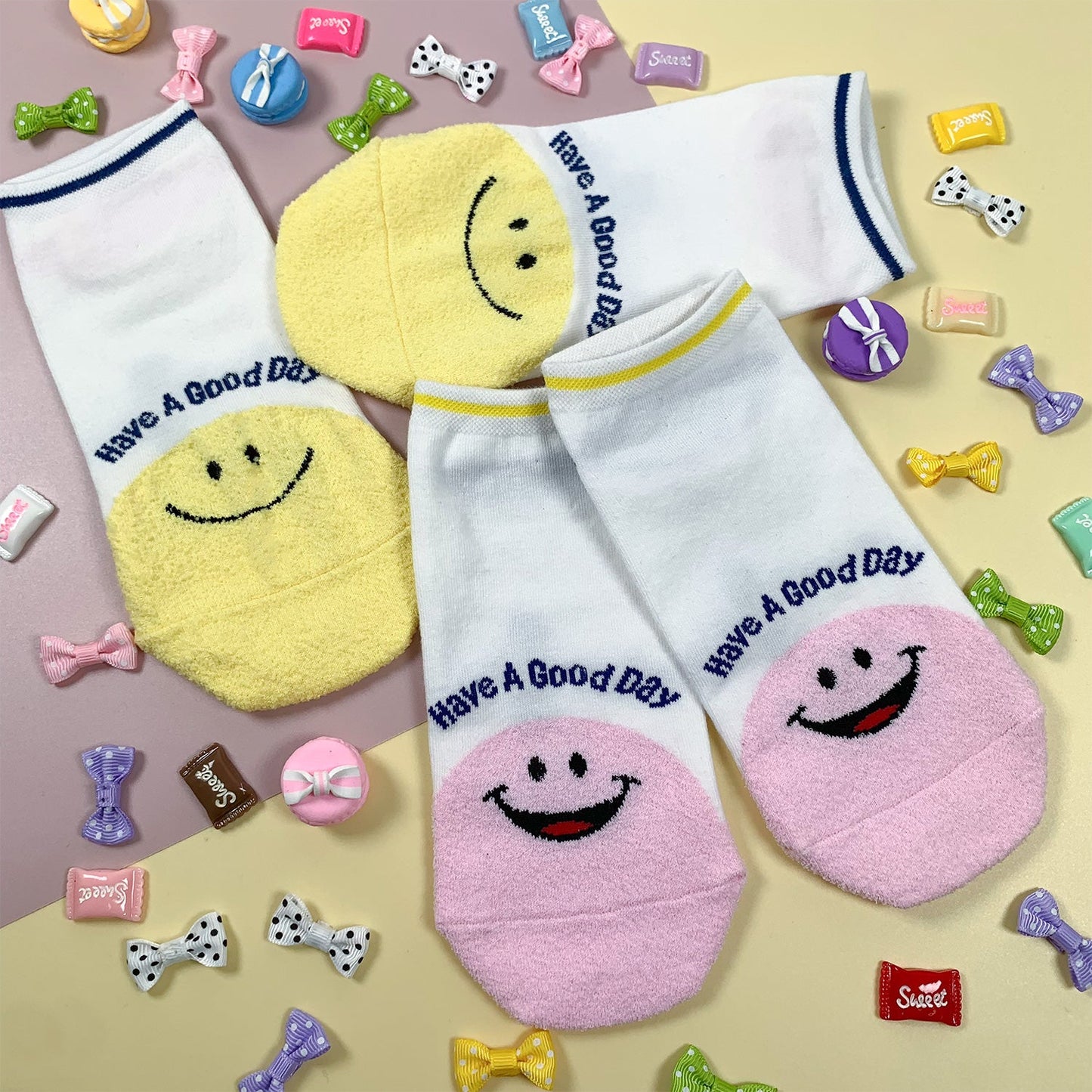 Women's Ankle Smile Socks - 2 PK