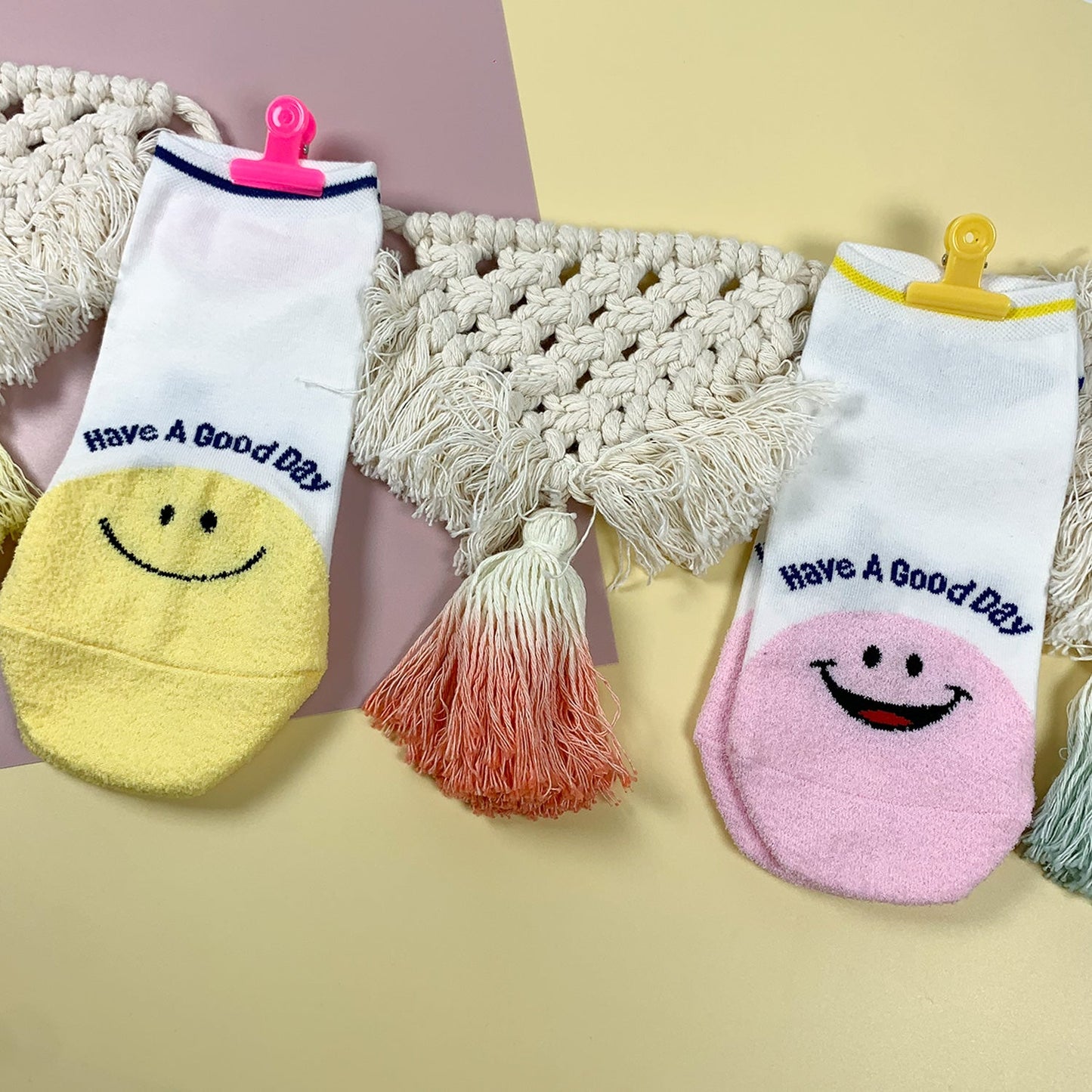Women's Ankle Smile Socks - 2 PK