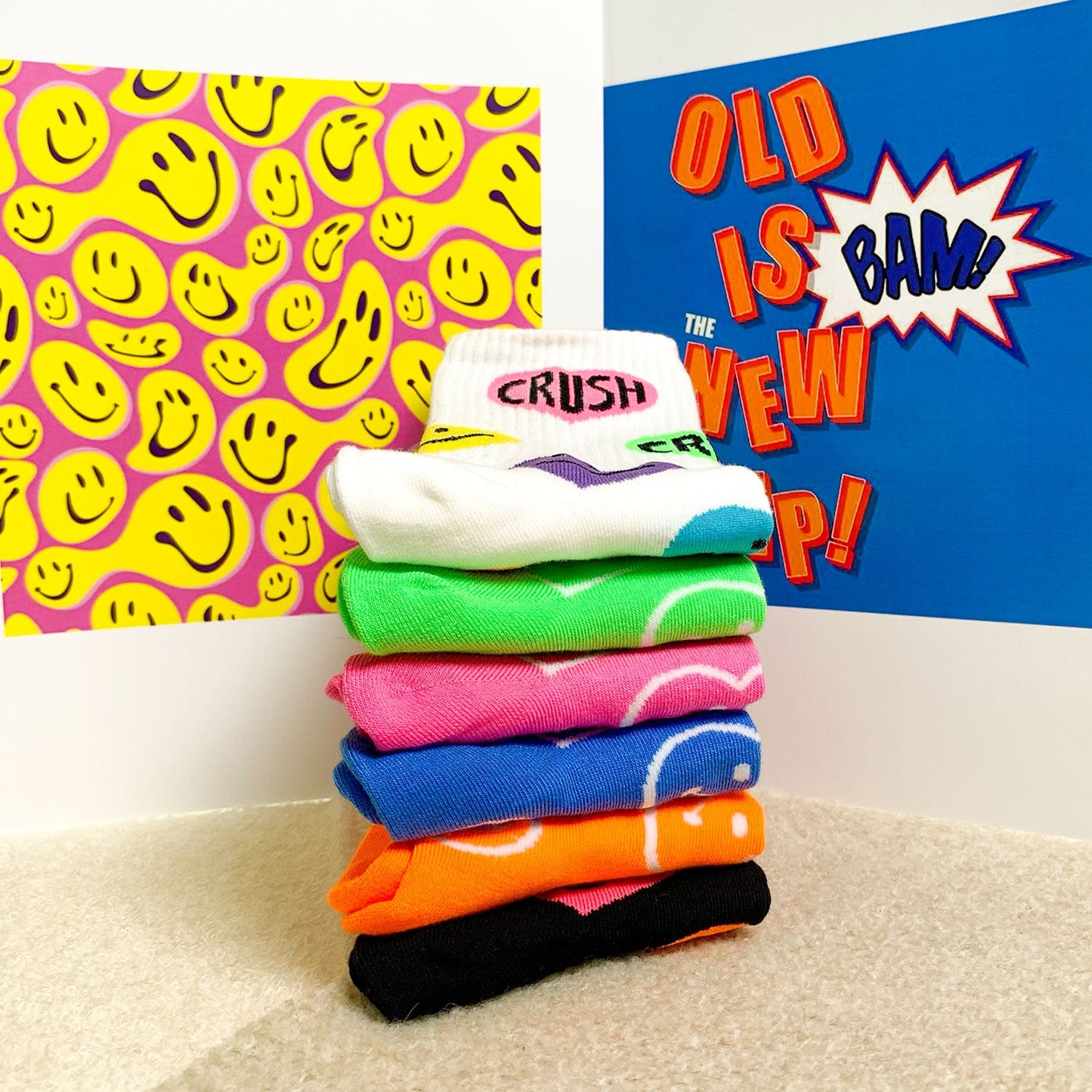 Women's Crew Neon Crush Smile Socks - 6 PK