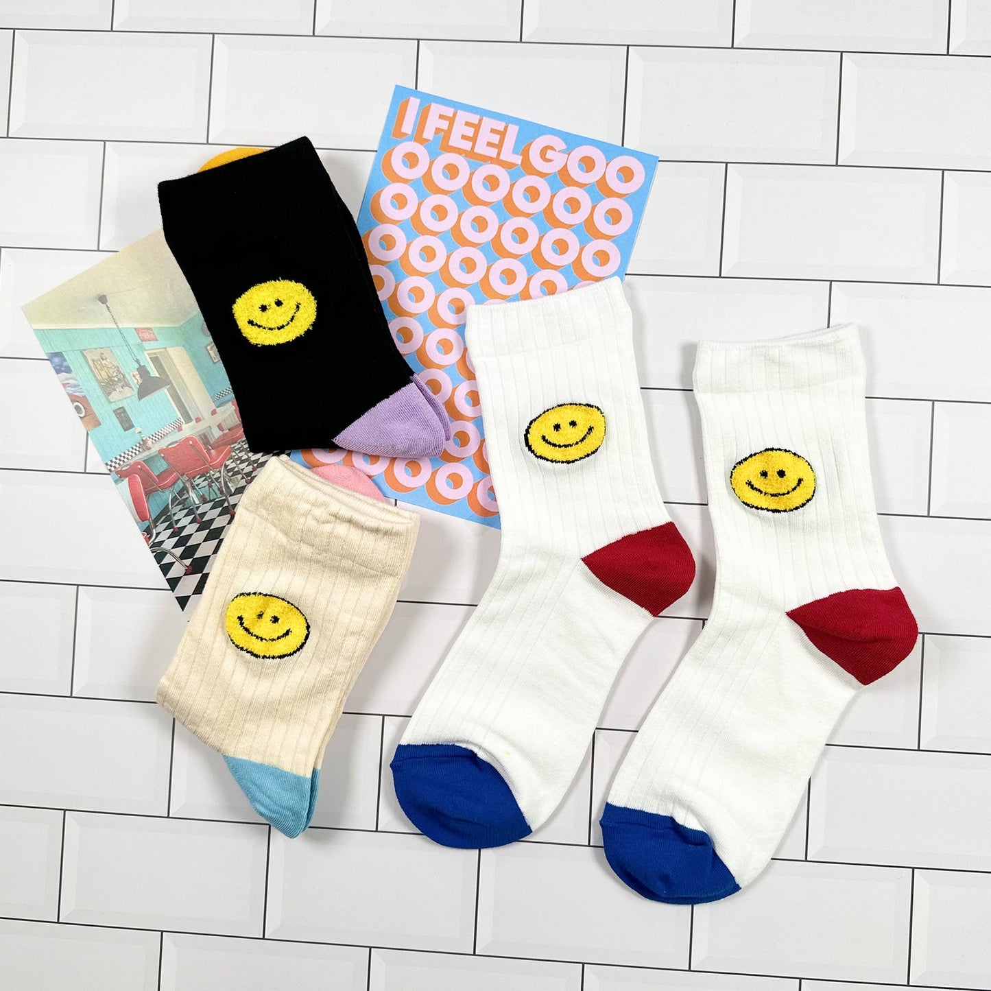 Women's Crew Color Smile Day Socks - 3/PK