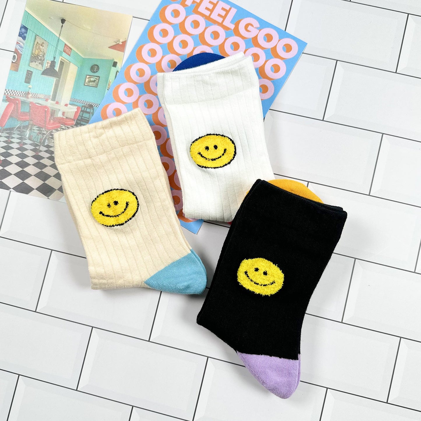 Women's Crew Color Smile Day Socks - 3/PK