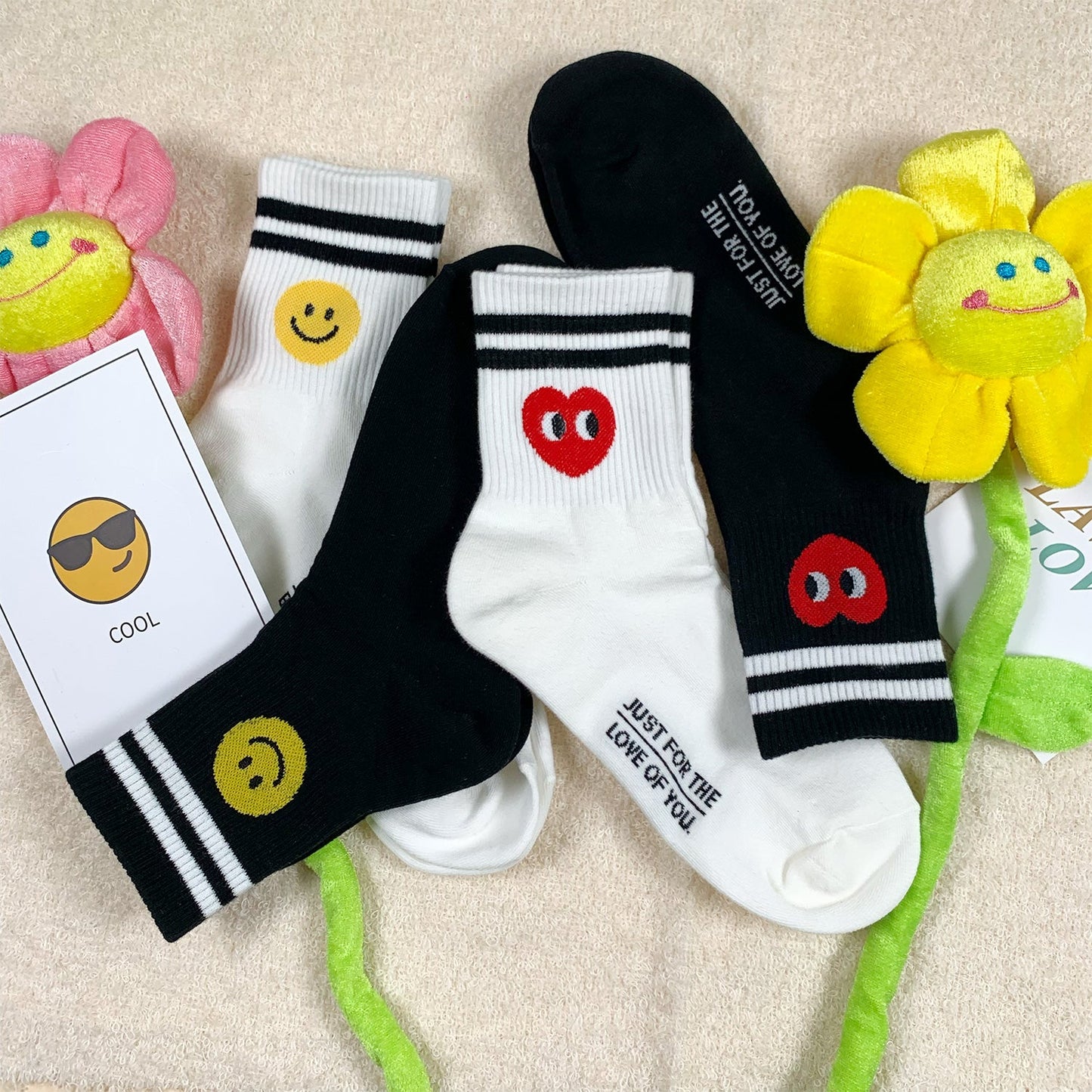 Women's Crew Heart Attack Socks - 4PK